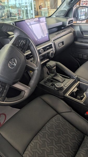 2024 Toyota Tacoma Hybrid 4x4 Double Cab Auto SB Hybrid