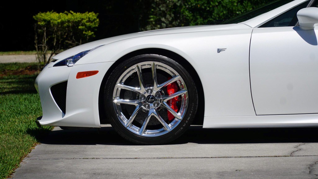 2012 LEXUS LFA 2DR CPE