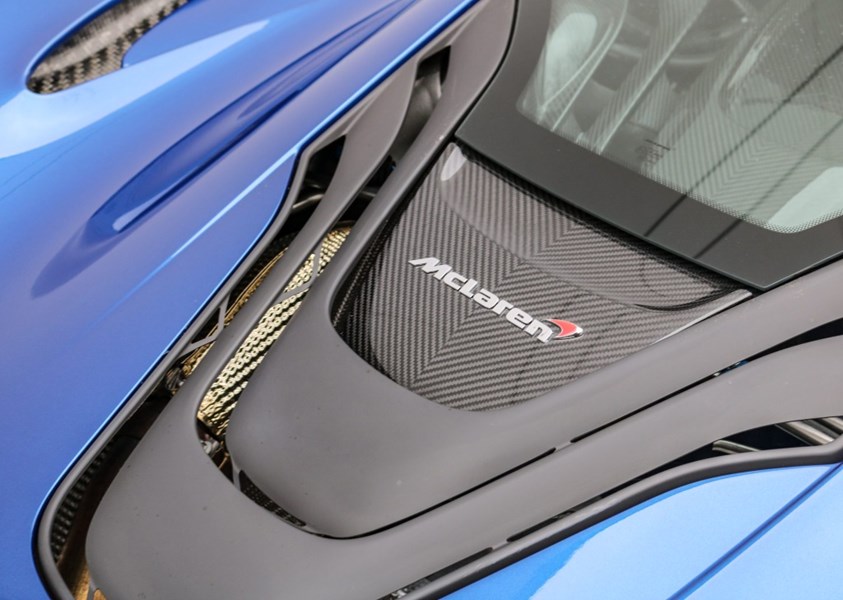 2014 MCLAREN P1 