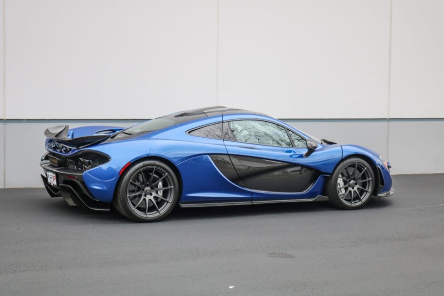 2014 MCLAREN P1 