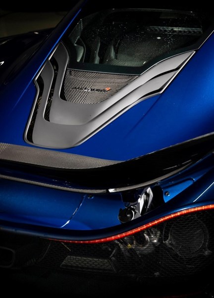 2014 MCLAREN P1 