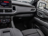 2024 Chevrolet Suburban 4WD 4dr LS