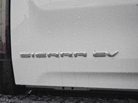 2025 GMC Sierra EV e4WD Crew Cab Max Range Denali