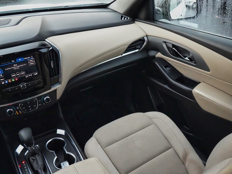 2022 Chevrolet Traverse LS |AWD | OFFLEASE | SERVICEDHERE | 1OWNER | 8PASS