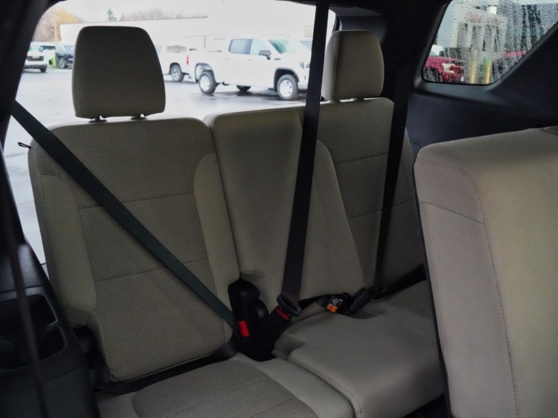 2022 Chevrolet Traverse LS |AWD | OFFLEASE | SERVICEDHERE | 1OWNER | 8PASS