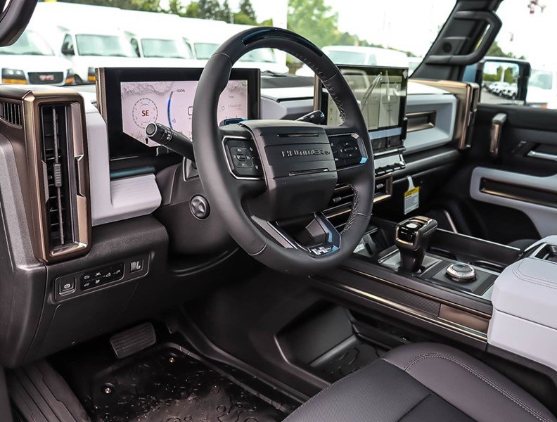 2024 GMC HUMMER EV Pickup DEMO e4WD Crew Cab 3X