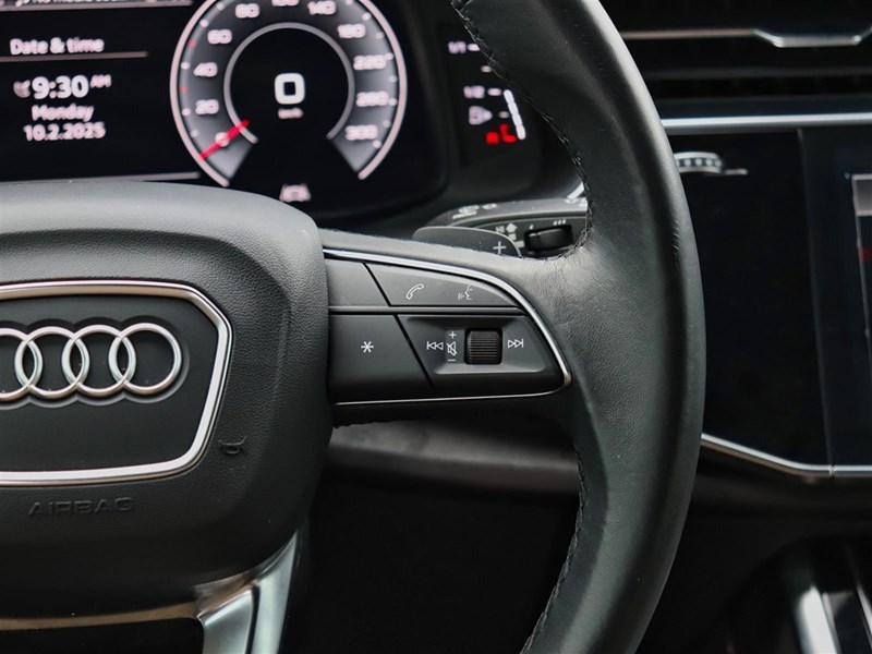 2023 Audi Q8 Progressiv | 1OWNER | OFFLEASE | NEWFRONTBRAKES |