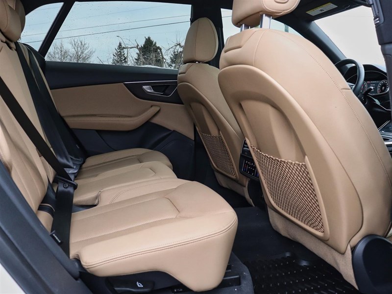 2023 Audi Q8 Progressiv | 1OWNER | OFFLEASE | NEWFRONTBRAKES |