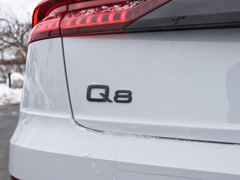 2023 Audi Q8 Progressiv | 1OWNER | OFFLEASE | NEWFRONTBRAKES |