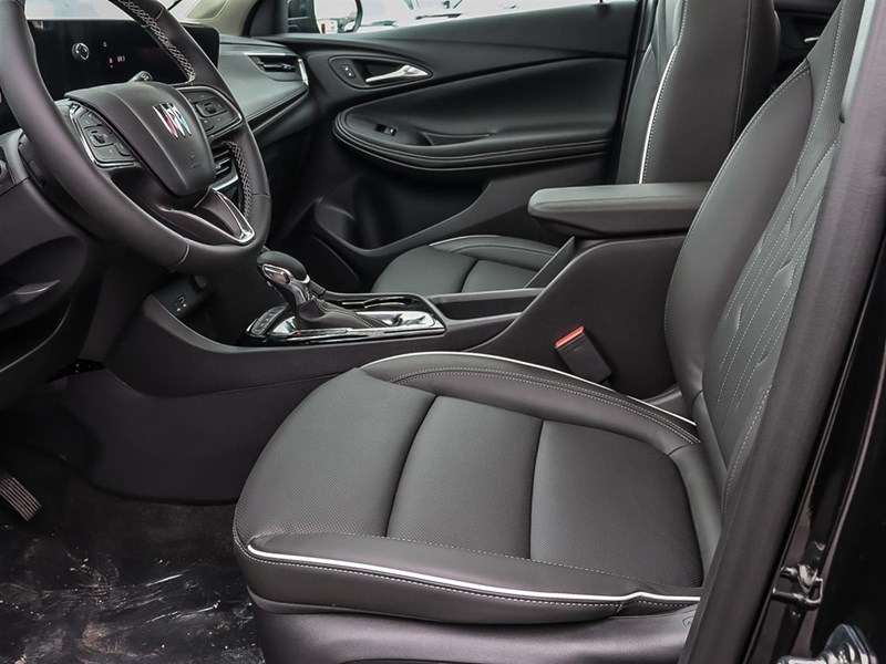 2024 Buick Encore GX AWD 4dr Avenir