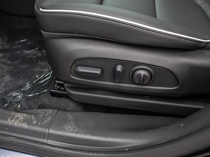 2024 Buick Encore GX AWD 4dr Avenir