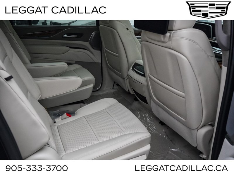 2024 Cadillac Escalade ESV 4WD 4dr Premium Luxury Platinum