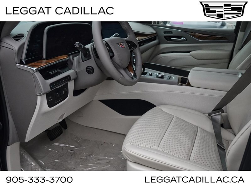 2024 Cadillac Escalade ESV 4WD 4dr Premium Luxury Platinum