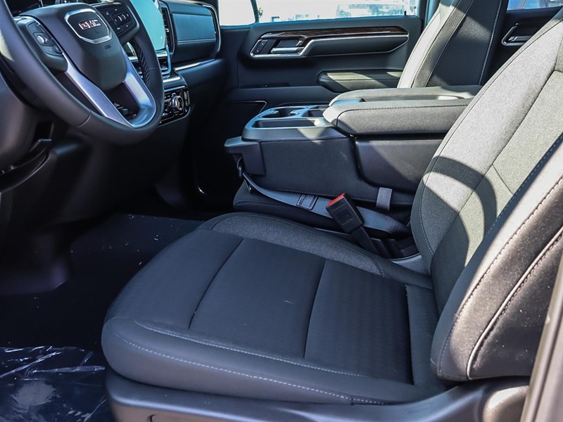 2024 GMC Sierra 1500 4WD Double Cab 147