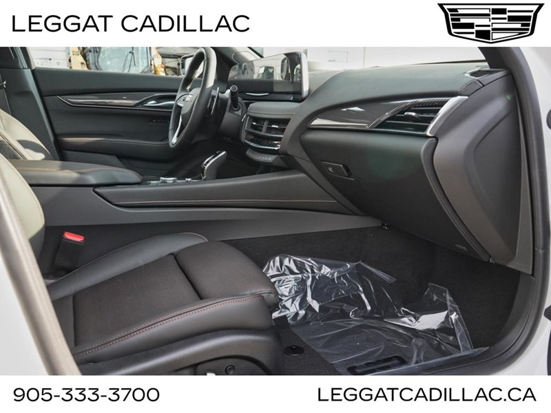 2025 Cadillac CT5 4dr Sdn Sport