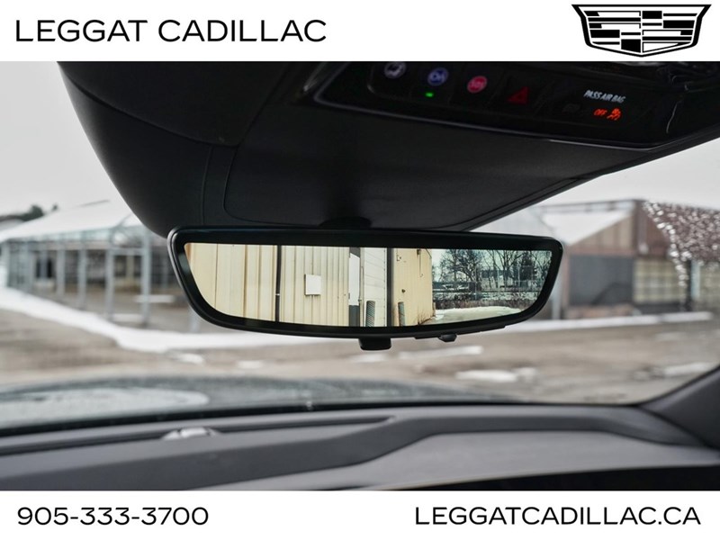 2025 Cadillac Escalade IQ AWD 4dr Luxury 1