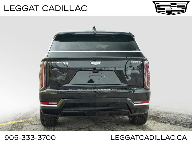 2025 Cadillac Escalade IQ AWD 4dr Luxury 1