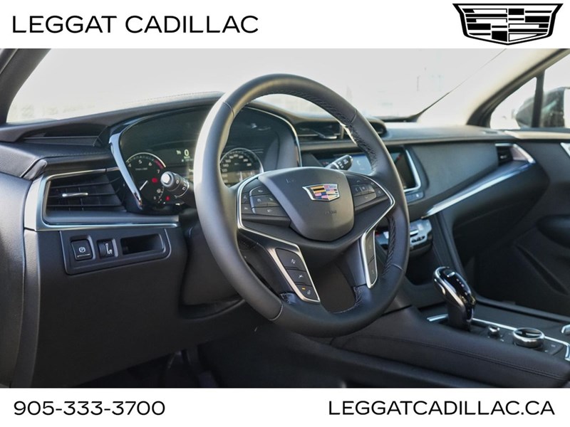 2025 Cadillac XT5 FWD 4dr Luxury