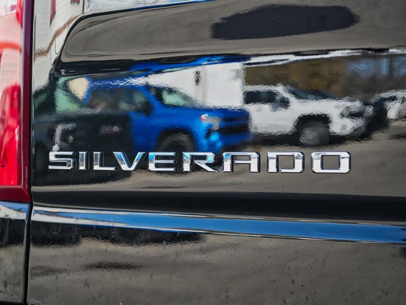 2025 Chevrolet Silverado 1500 4WD Crew Cab 147