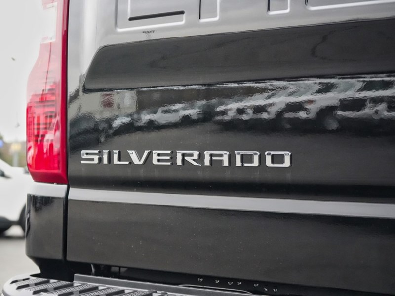 2025 Chevrolet Silverado 1500 4WD Crew Cab 147