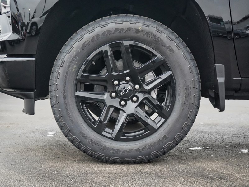 2025 Chevrolet Silverado 1500 4WD Crew Cab 147