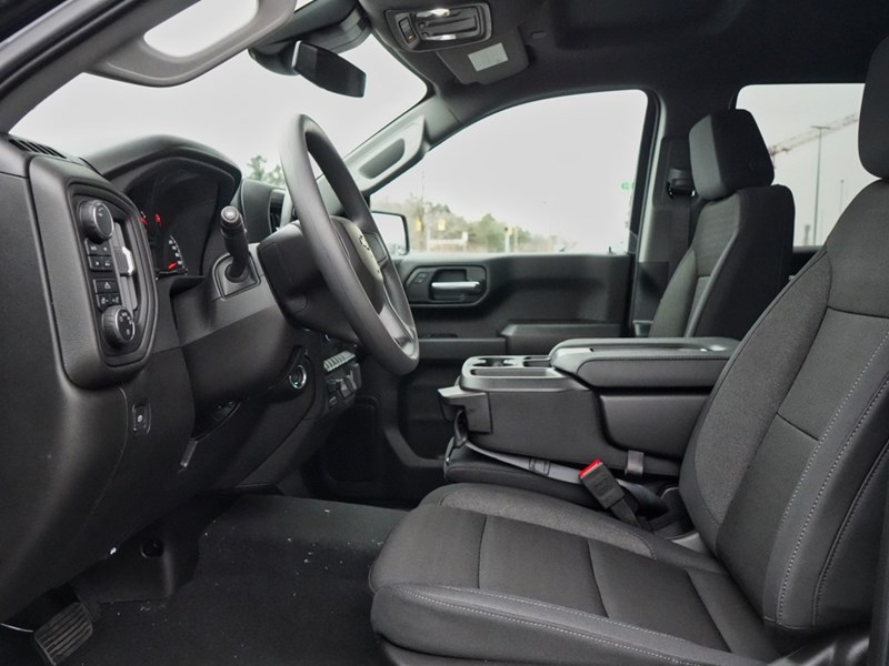 2025 Chevrolet Silverado 1500 4WD Crew Cab 147