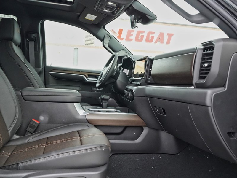 2025 Chevrolet Silverado 1500 4WD Crew Cab 147