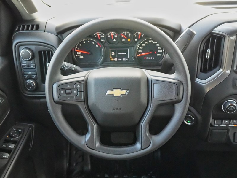 2025 Chevrolet Silverado 1500 4WD Crew Cab 147