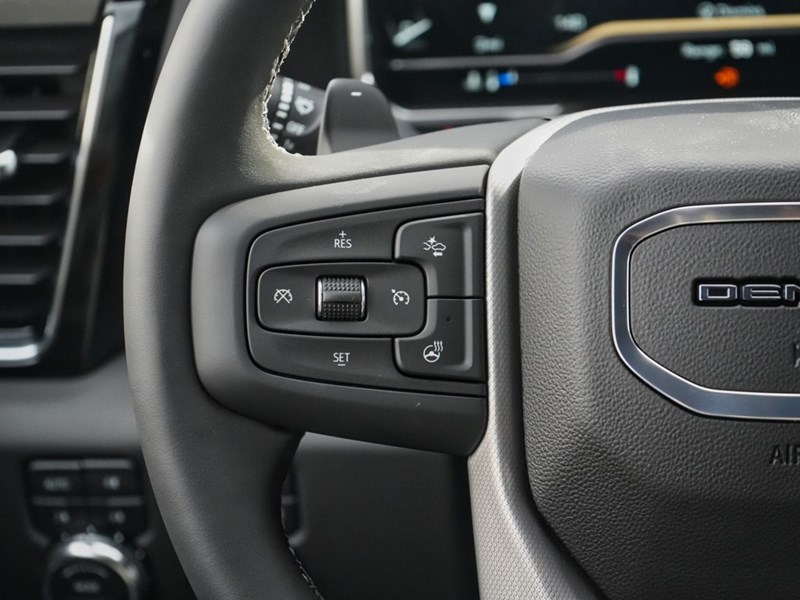 2025 GMC Sierra 1500 DEMO 4WD Crew Cab 147