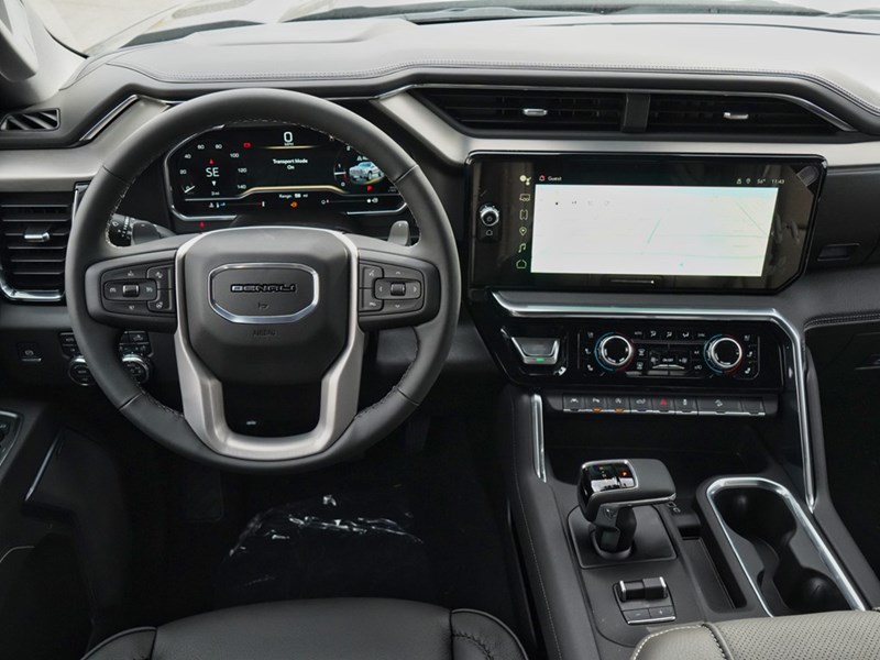 2025 GMC Sierra 1500 DEMO 4WD Crew Cab 147