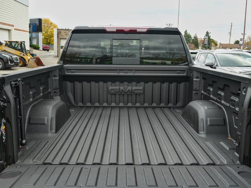 2025 GMC Sierra 1500 DEMO 4WD Crew Cab 147