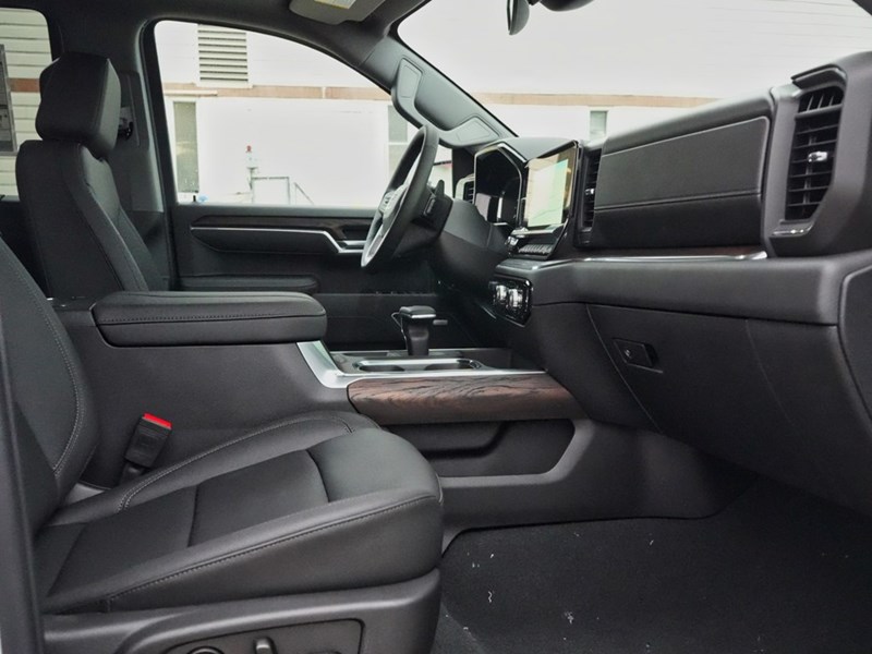 2025 GMC Sierra 1500 4WD Crew Cab 147