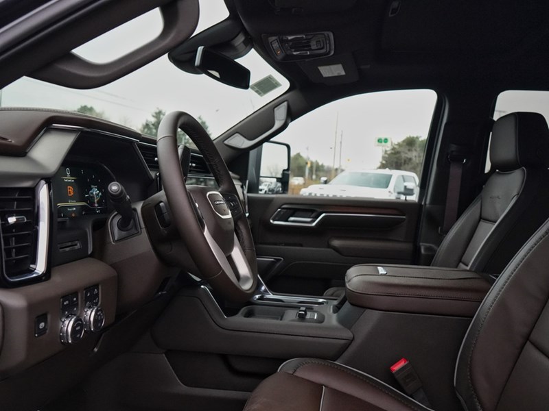 2025 GMC Sierra 2500HD 4WD Crew Cab 172