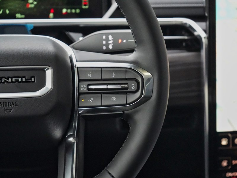 2025 GMC Sierra EV e4WD Crew Cab Max Range Denali