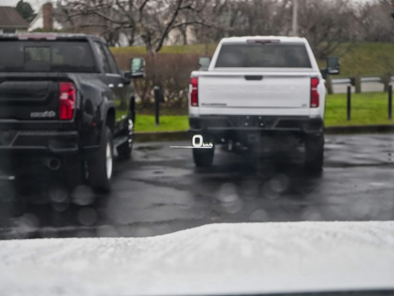 2025 GMC Sierra EV e4WD Crew Cab Max Range Denali