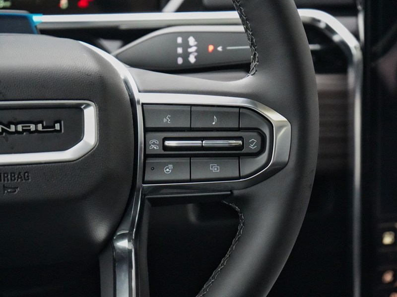 2025 GMC Sierra EV e4WD Crew Cab Extended Range Denali
