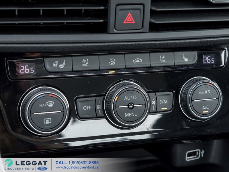 2020 Volkswagen Jetta Execline | 1.4L | NAV | ROOF | ADP CRUISE |LEATHER