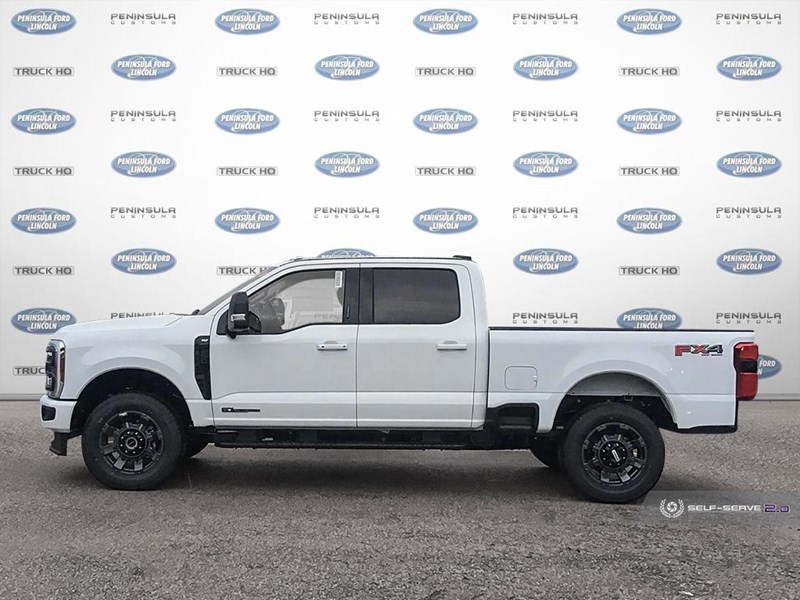 2024 FORD F-250 XLT 4WD CREW CAB 6.75' BOX