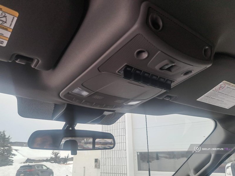 2022 FORD F-250 XLT 4WD CREW CAB 6.75' BOX