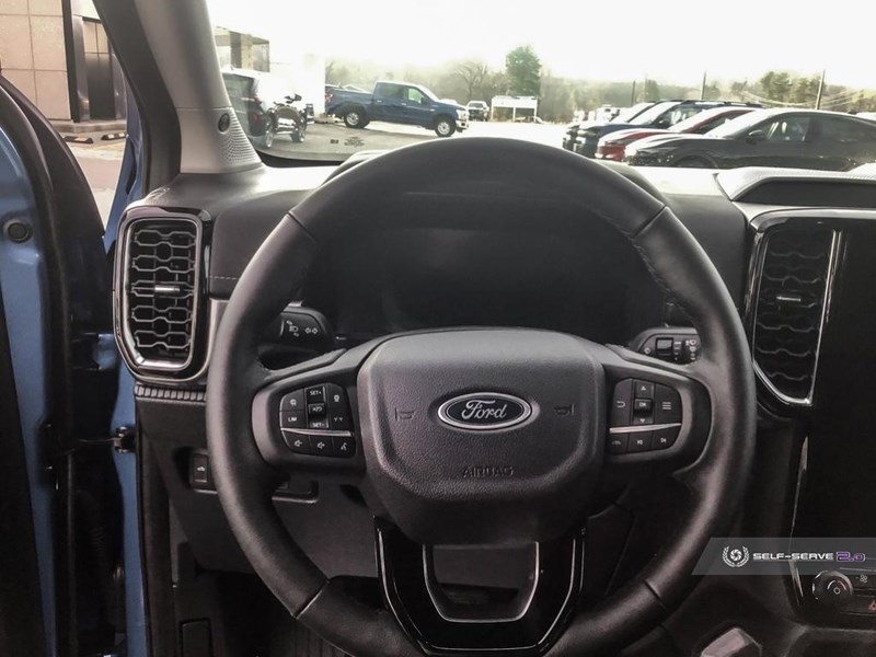 2024 FORD RANGER LARIAT 4WD SUPERCREW 5' BOX
