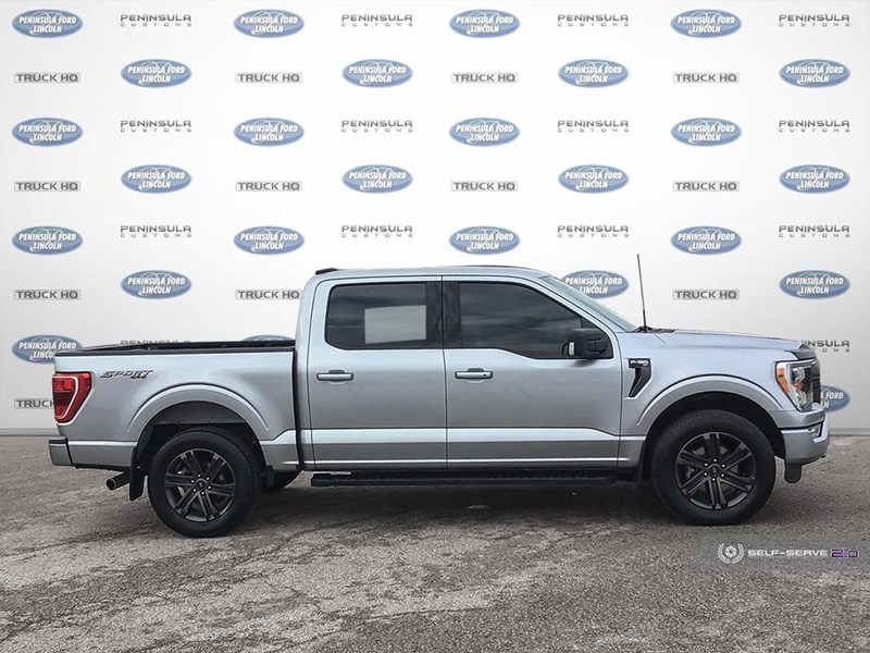 2022 FORD F-150 XLT 4WD SUPERCREW 5.5' BOX