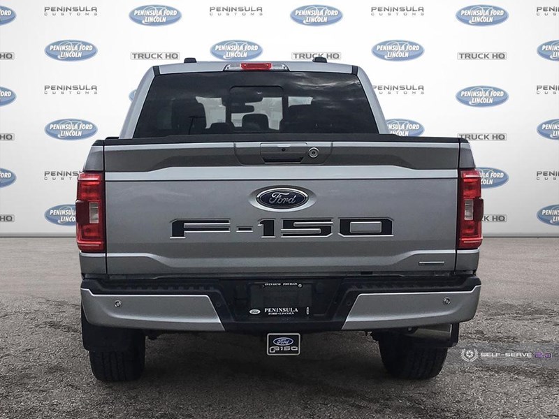 2022 FORD F-150 XLT 4WD SUPERCREW 5.5' BOX