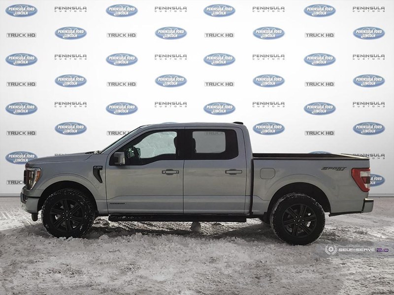 2022 FORD F-150 LARIAT 4WD SUPERCREW 5.5' BOX