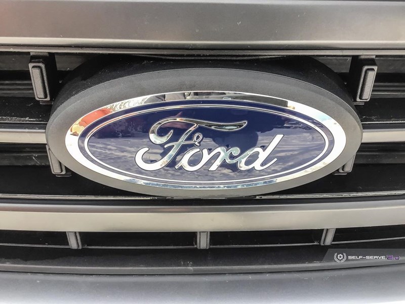 2022 FORD F-150 LARIAT 4WD SUPERCREW 5.5' BOX