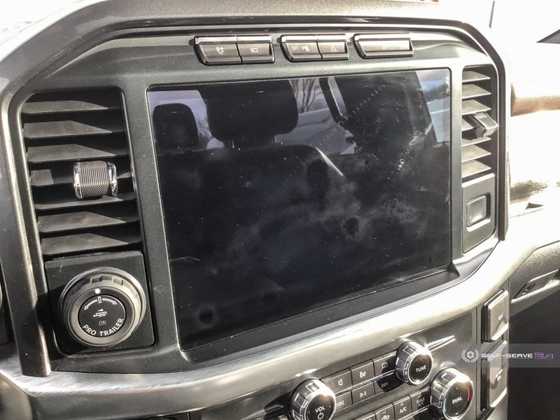2022 FORD F-150 LARIAT 4WD SUPERCREW 5.5' BOX
