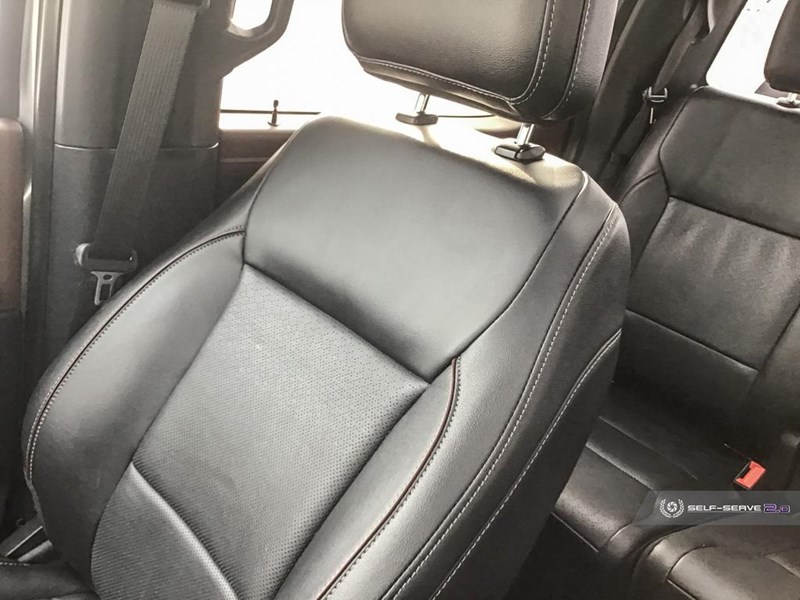 2022 FORD F-150 LARIAT 4WD SUPERCREW 5.5' BOX