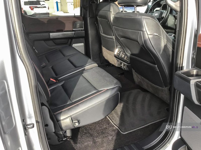2022 FORD F-150 LARIAT 4WD SUPERCREW 5.5' BOX