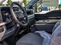 2024 FORD F-250 XL 2WD REG CAB 8' BOX