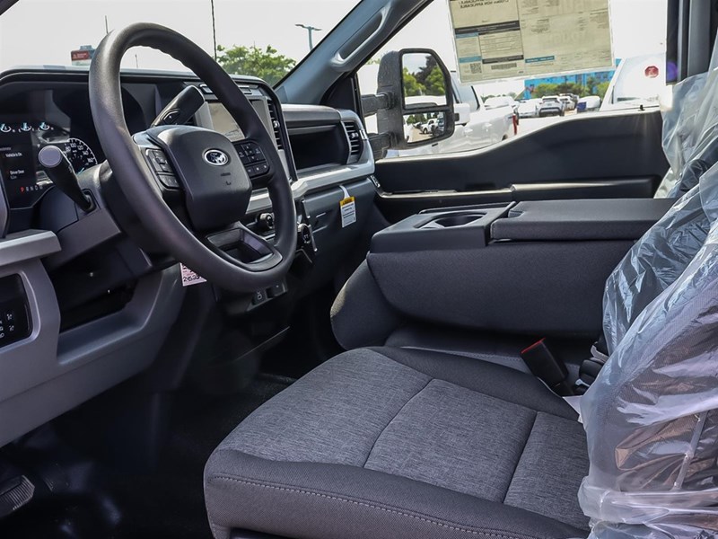 2024 FORD F-250 XL 2WD REG CAB 8' BOX
