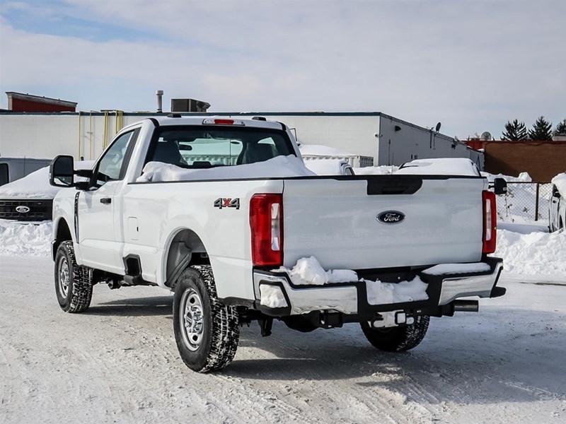 2025 FORD F-250 XL 4WD REG CAB 8' BOX
